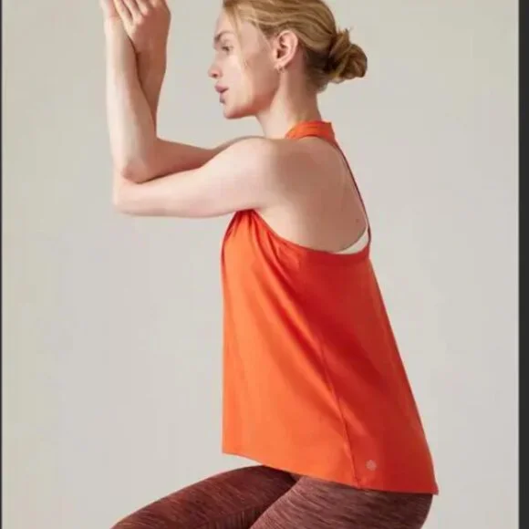 NWT Athleta Ease in Tank, Size XS - Picture 3 of 3